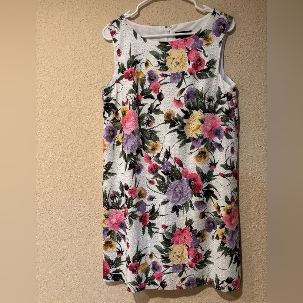 White and Pink Sleeveless Scoop Neck Sundress